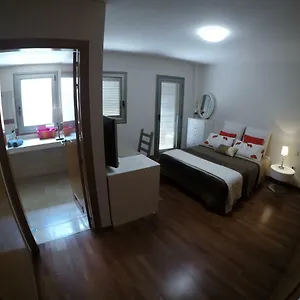 https://vistamar-santa-cruz-de-tenerife.adeje-hotels.com